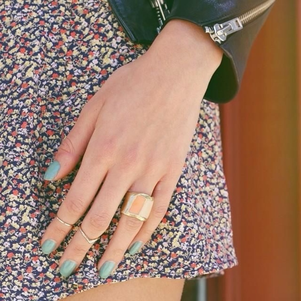 Chevron Ring Set - Picture 3 of 3